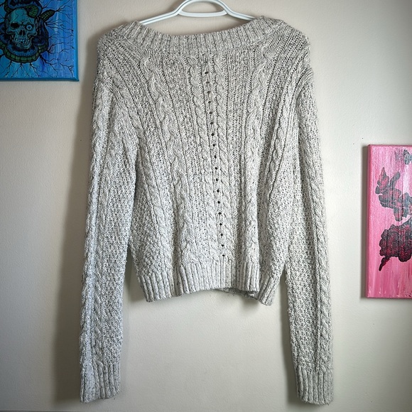 AE Cropped Cardigan - Picture 3 of 6